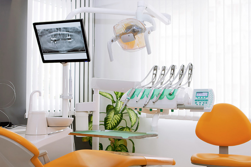 Periodontist & Dental Implants in New York